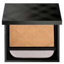 Burberry Matt Glow Compact Luminous Matt Foundation 60 Medium warm 